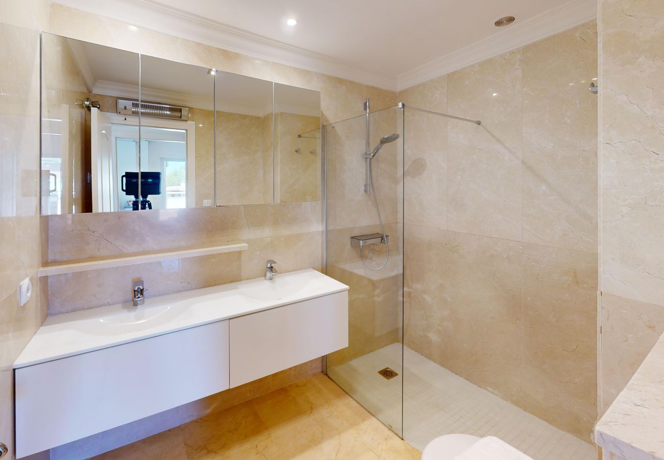 Apartamento en Oliva - Bougainvillea by ON Travel
