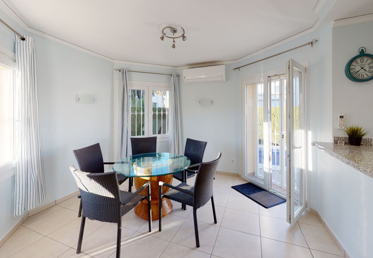 Villa en Oliva - Villa Cisne by ON Travel
