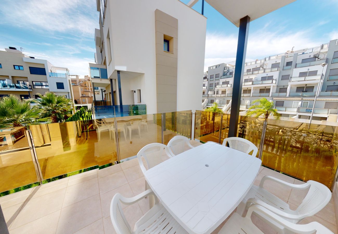 Apartamento en Oliva - Dendrobium by ON Travel