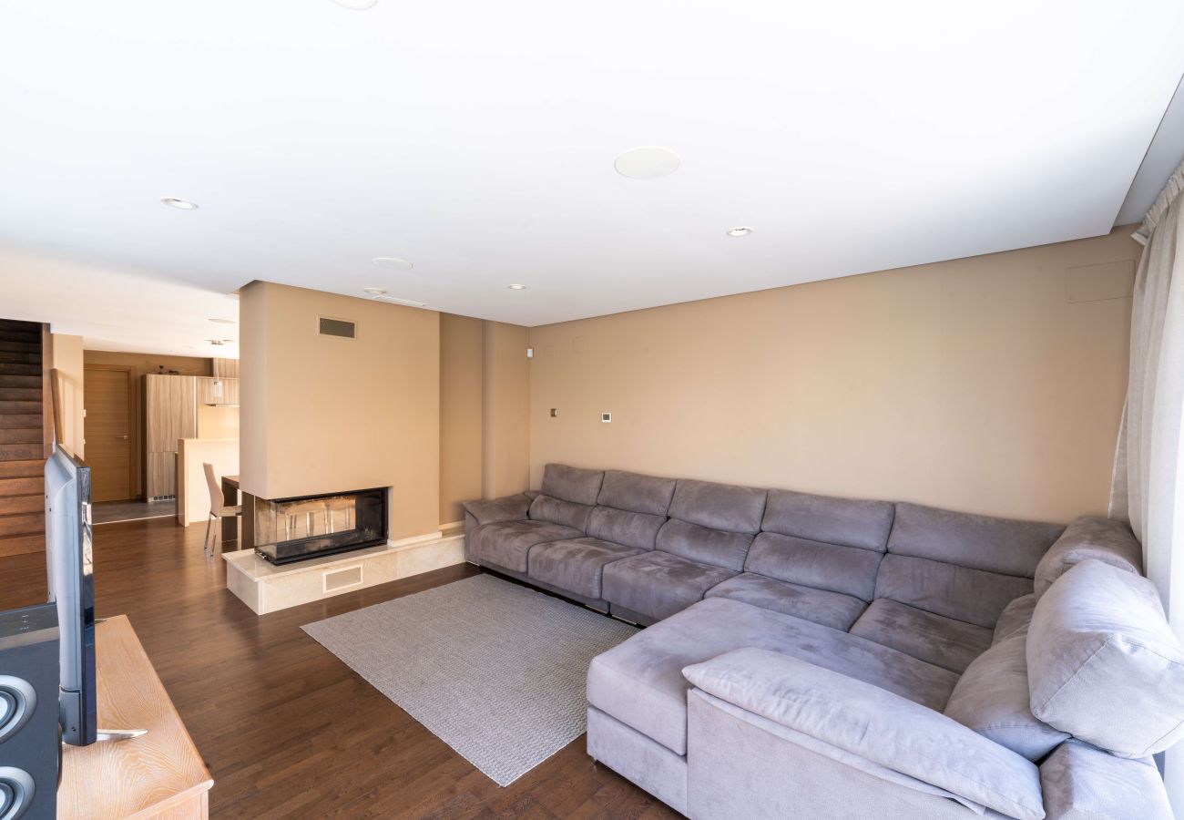 Villa en Oliva - Villa Beachside Retreat by ON Travel