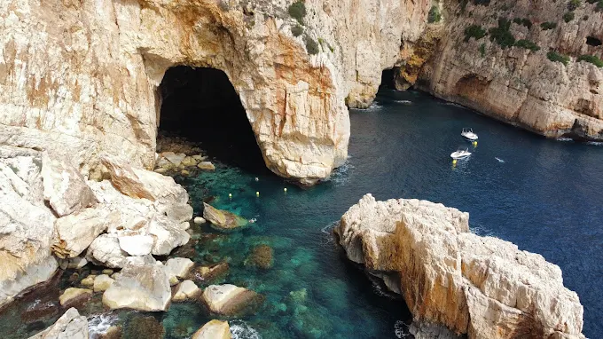 Vistas-Cueva-de-Orguens