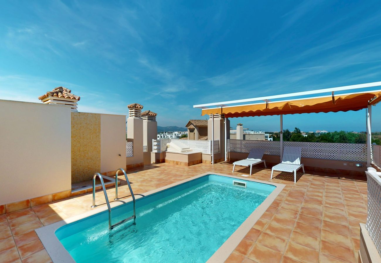 Ferienwohnung in Oliva - Bougainvillea by ON Travel
