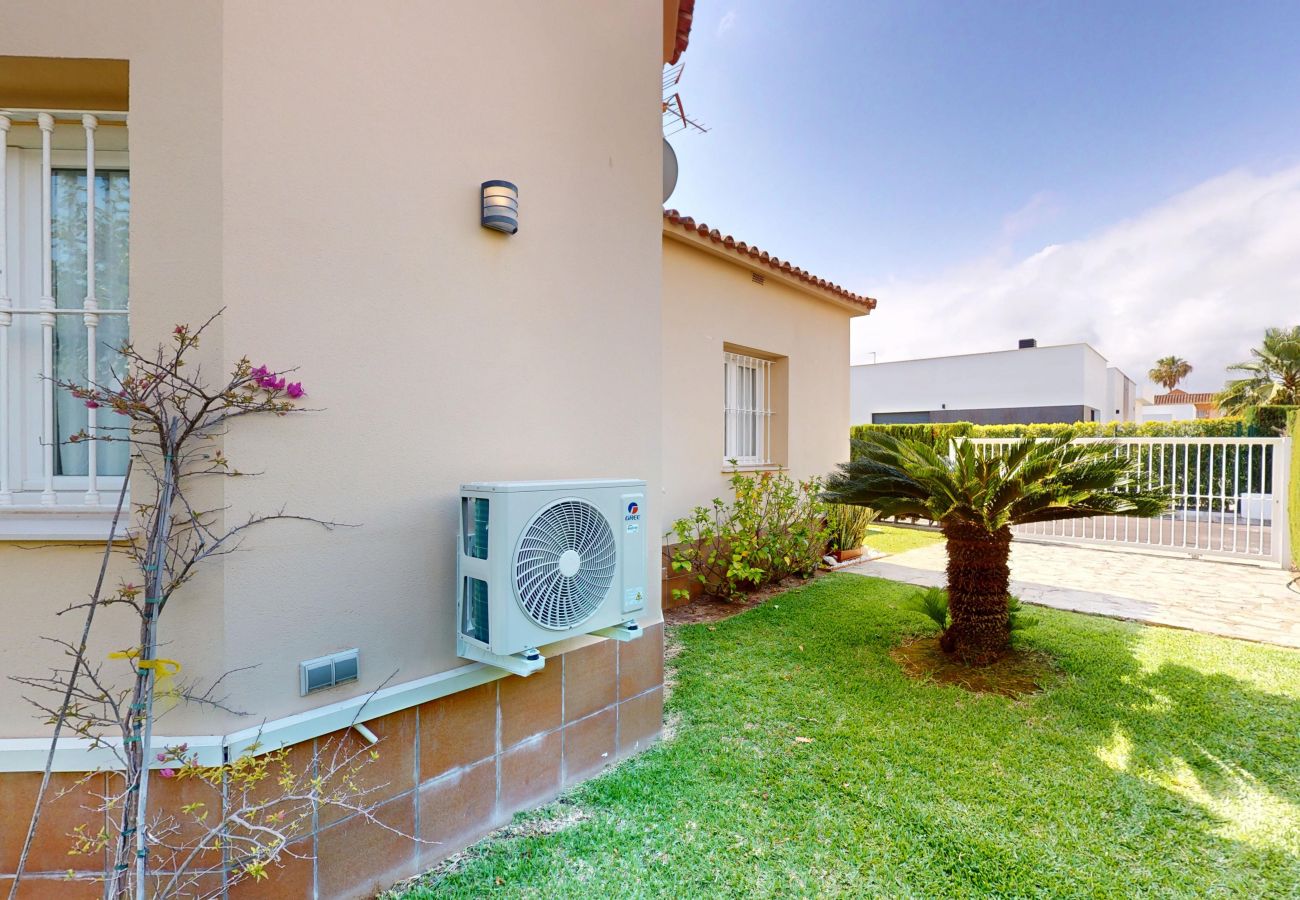 Villa in Oliva - Villa Cisne by ON Travel