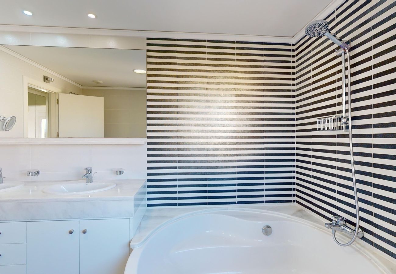 Villa in Oliva - Villa Barcelona by ON Travel