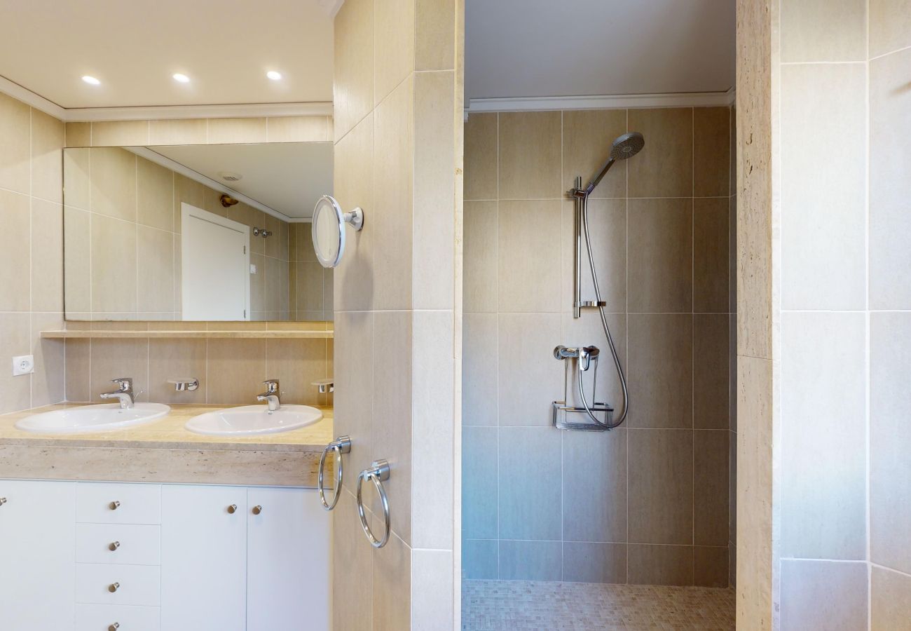 Villa in Oliva - Villa Barcelona by ON Travel