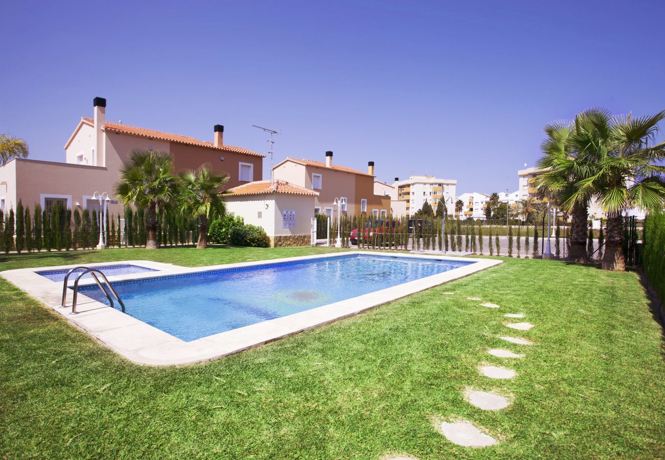 Bungalow in Oliva - Cattleya by ON Travel