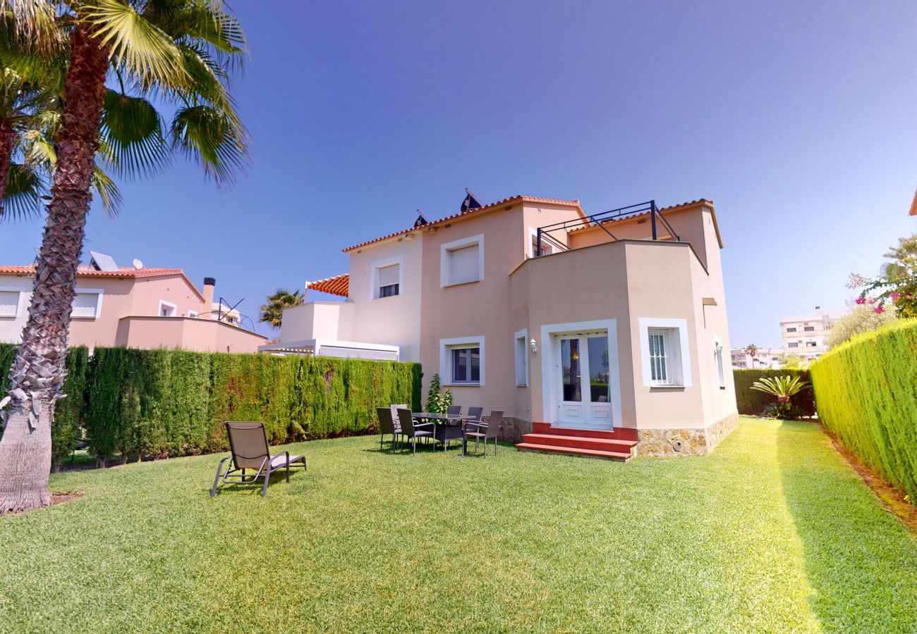 Bungalow in Oliva - Cattleya by ON Travel