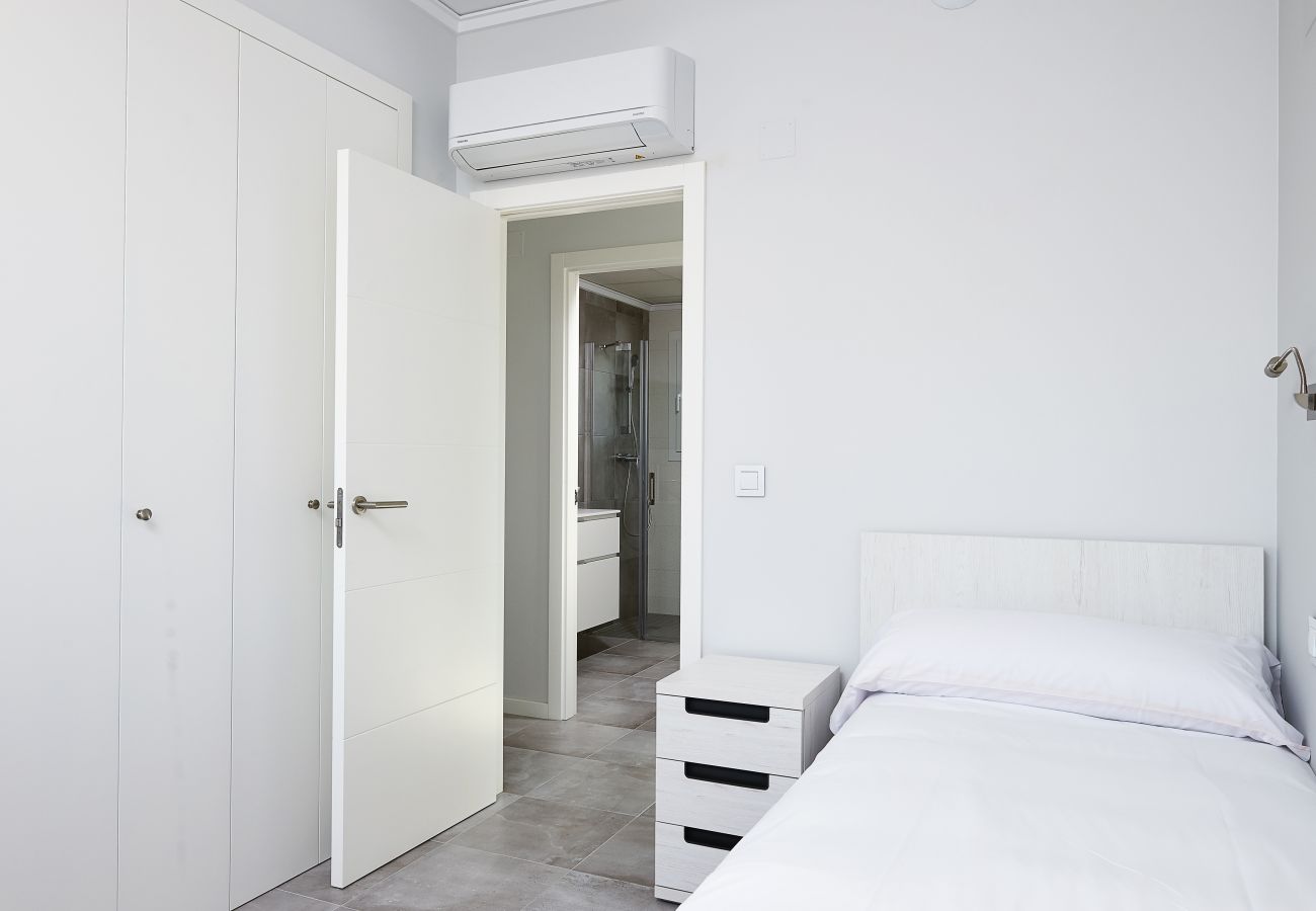 Bungalow in Oliva - Cascade by ON Travel