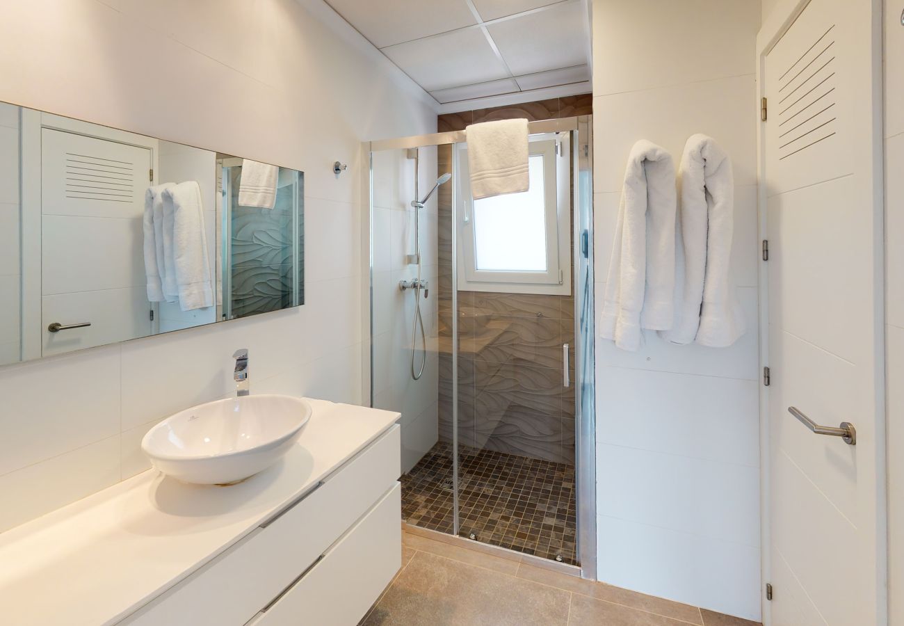 Bungalow in Oliva - Pinnacle by ON Travel