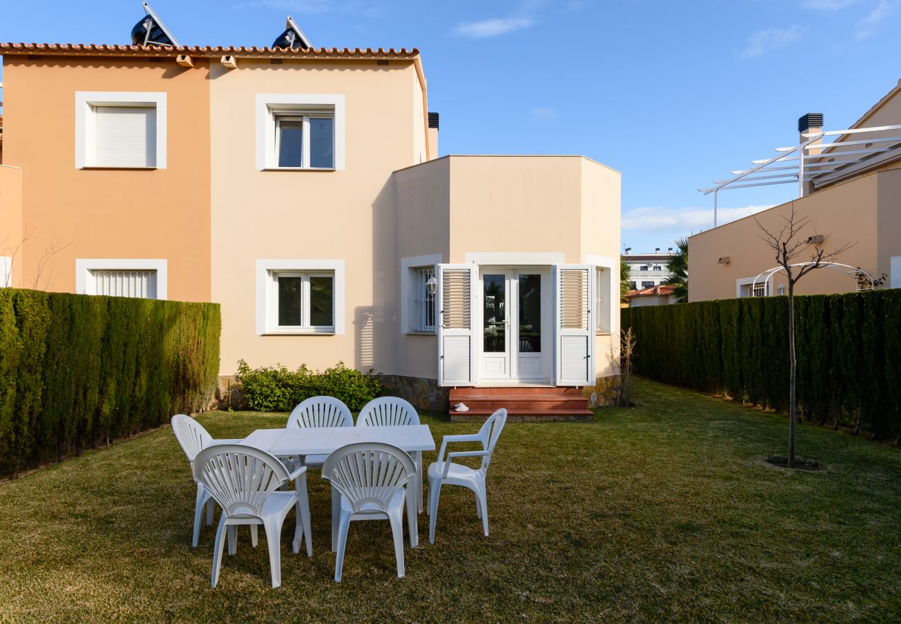Bungalow in Oliva - Caddy by ON Travel
