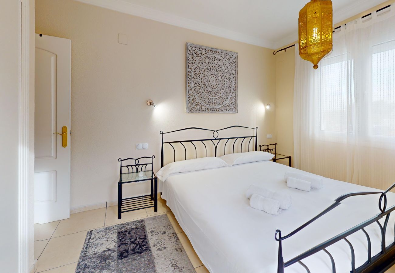 Bungalow in Oliva - Birdie by ON Travel