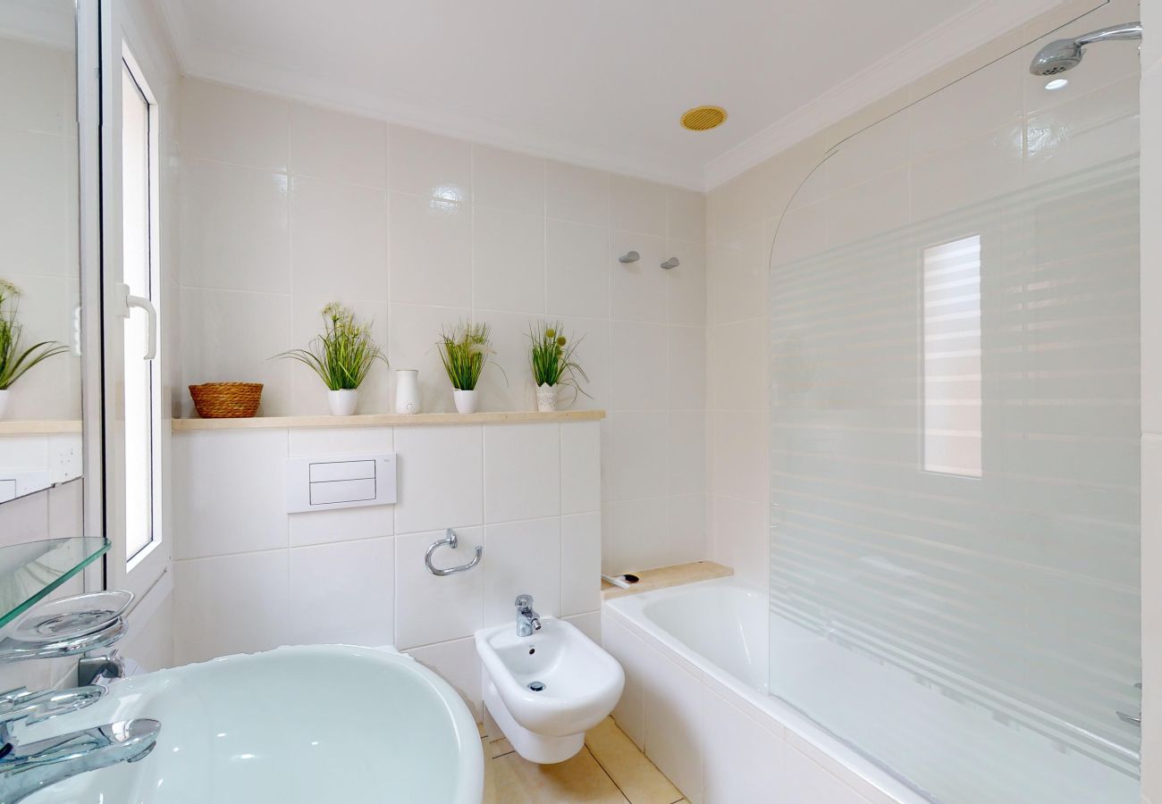 Bungalow in Oliva - Birdie by ON Travel