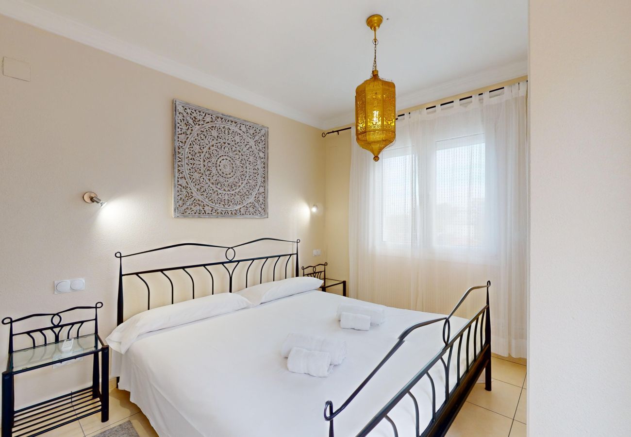 Bungalow in Oliva - Birdie by ON Travel
