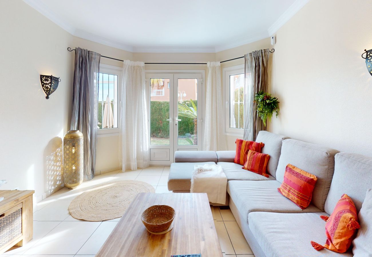 Bungalow in Oliva - Birdie by ON Travel