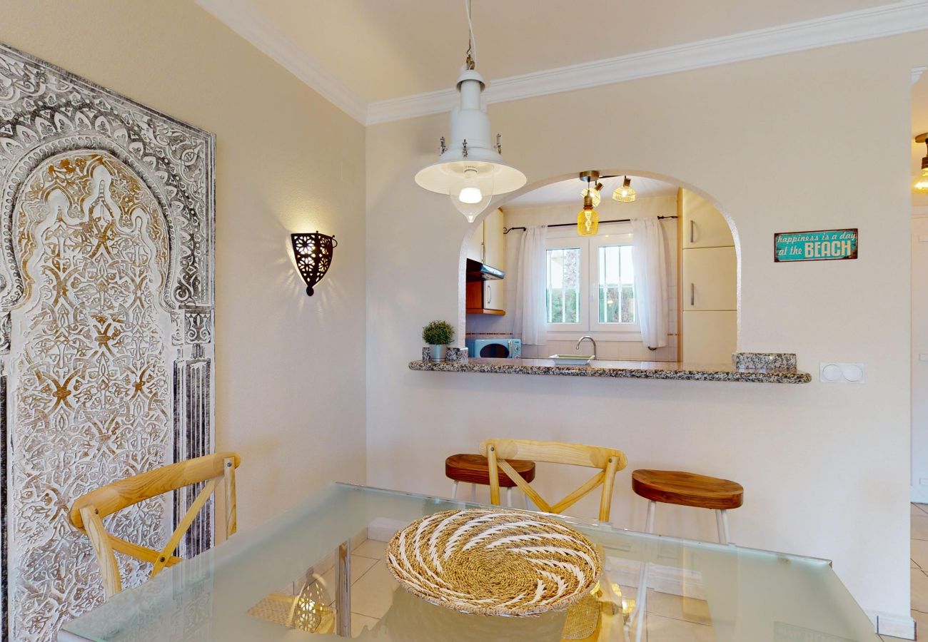 Bungalow in Oliva - Birdie by ON Travel