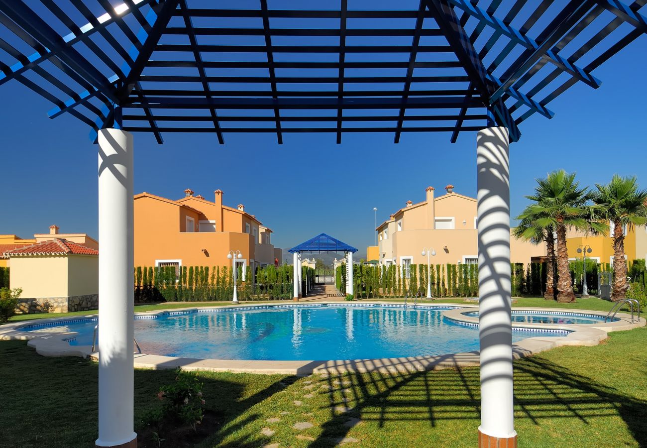 Bungalow in Oliva - Zenit by ON Travel