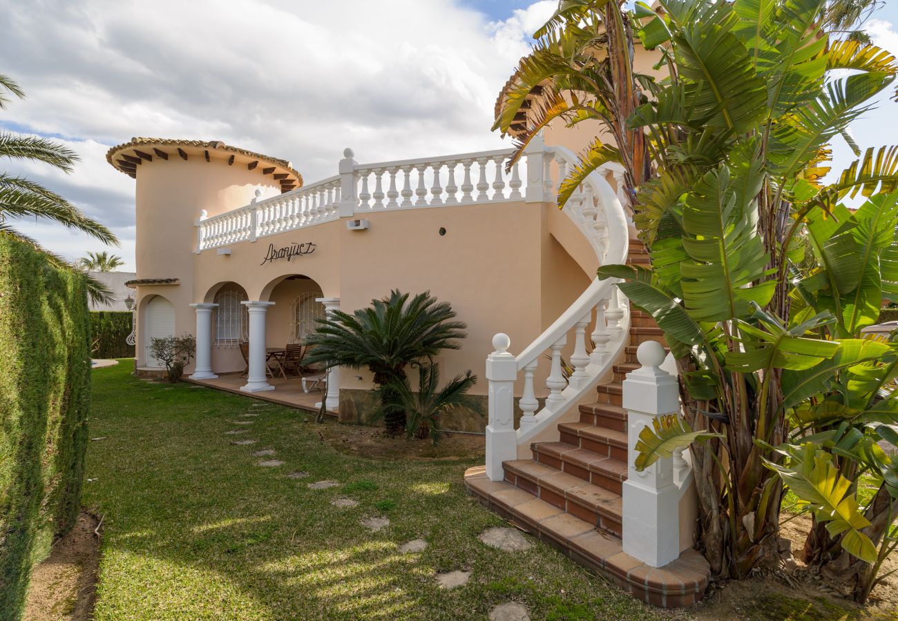 Villa in Oliva - Villa Aranjuez by ON Travel