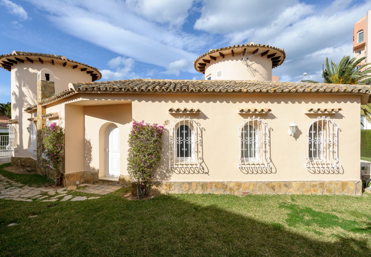 Villa in Oliva - Villa Aranjuez by ON Travel
