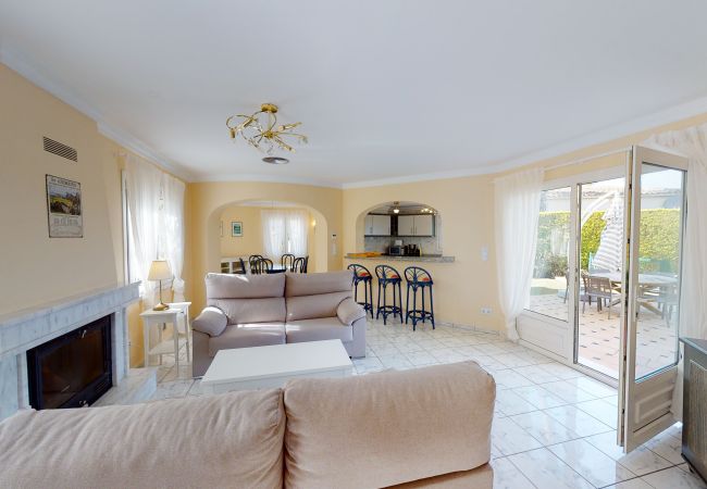 Villa in Oliva - Villa Golden by ON Travel Villa in Oliva - Villa Golden by ON Travel