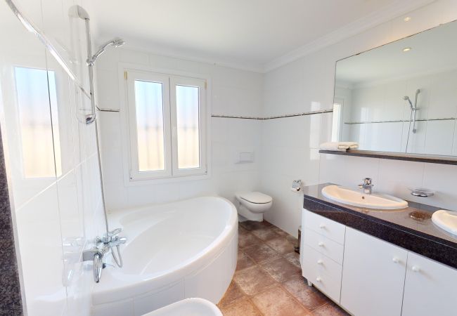 Villa in Oliva - Villa Armonia by ON Travel Villa in Oliva - Villa Armonia by ON Travel