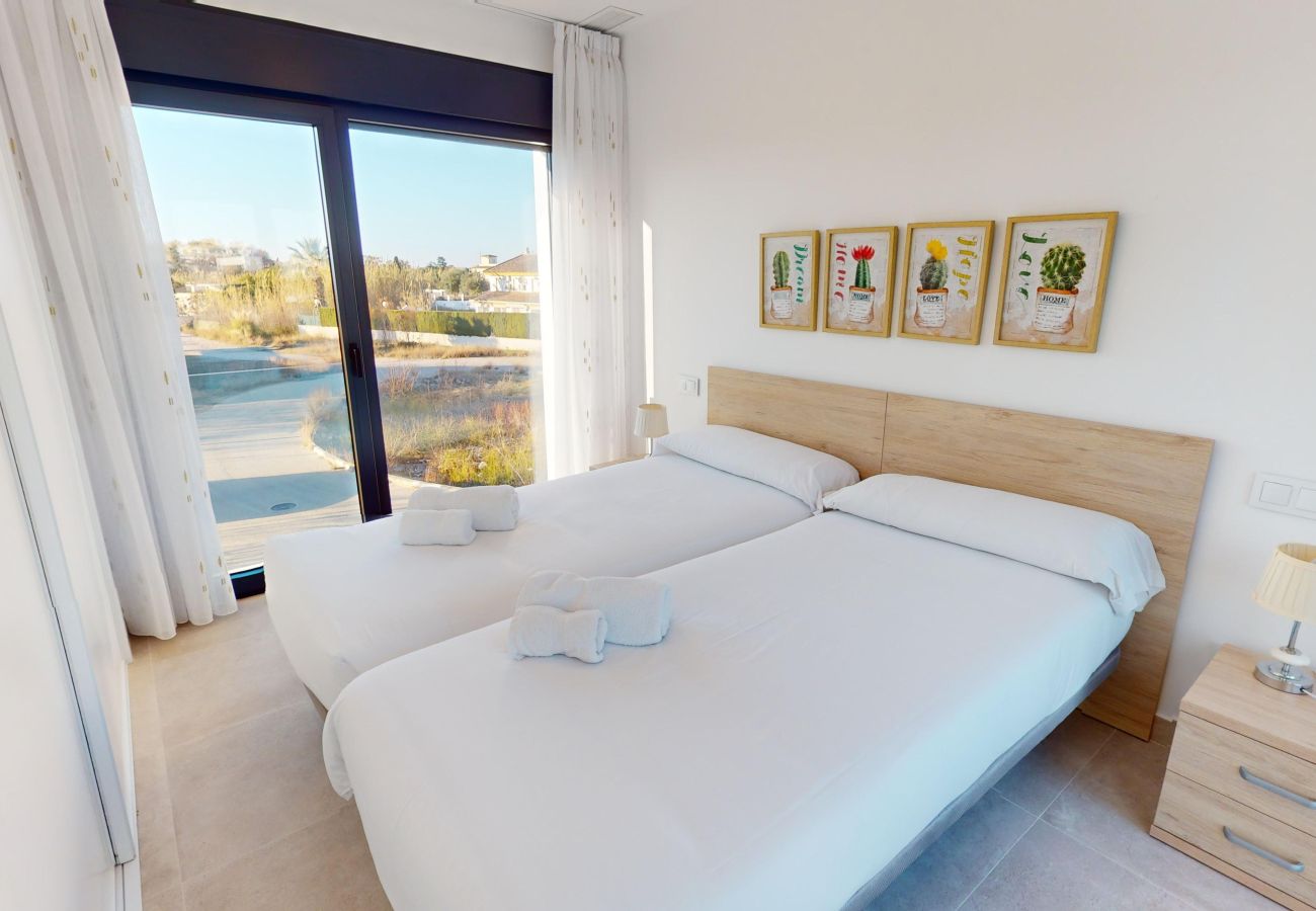 Bungalow in Oliva - Los Olivos by ON Travel