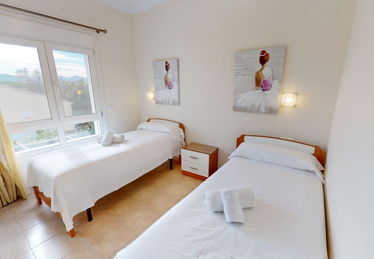 Bungalow in Oliva - PalmBeach by ON Travel