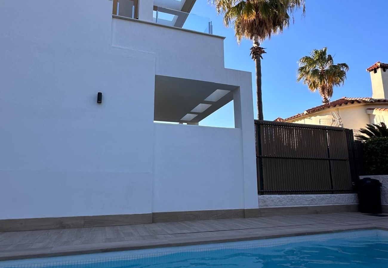 Ferienwohnung in Oliva - Sunset by ON Travel