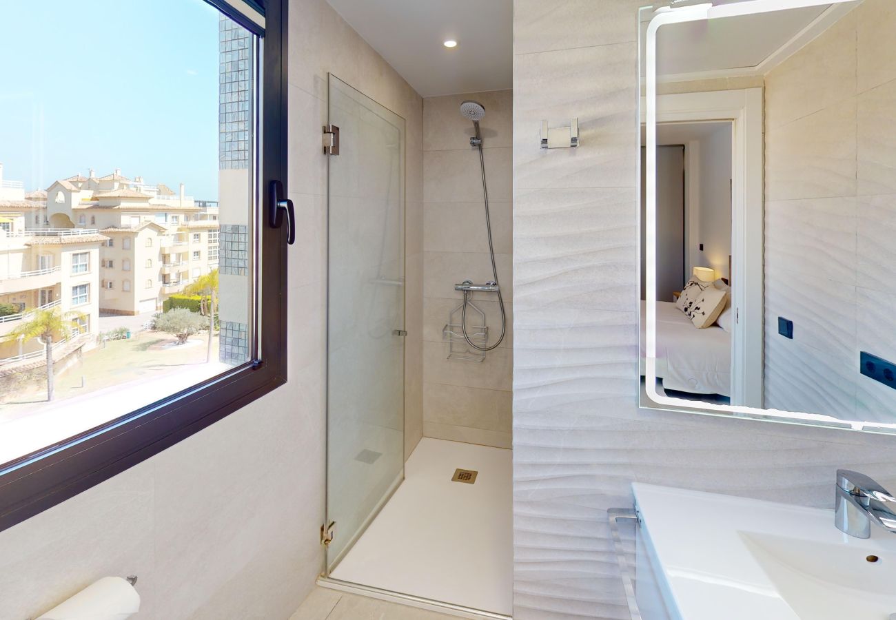Ferienwohnung in Oliva - Golf & Sea penthouse by ON Travel