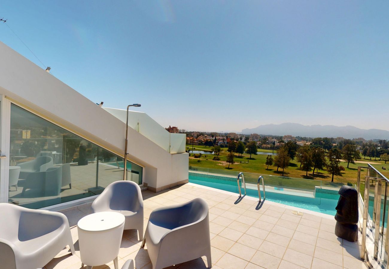 Ferienwohnung in Oliva - Golf & Sea penthouse by ON Travel
