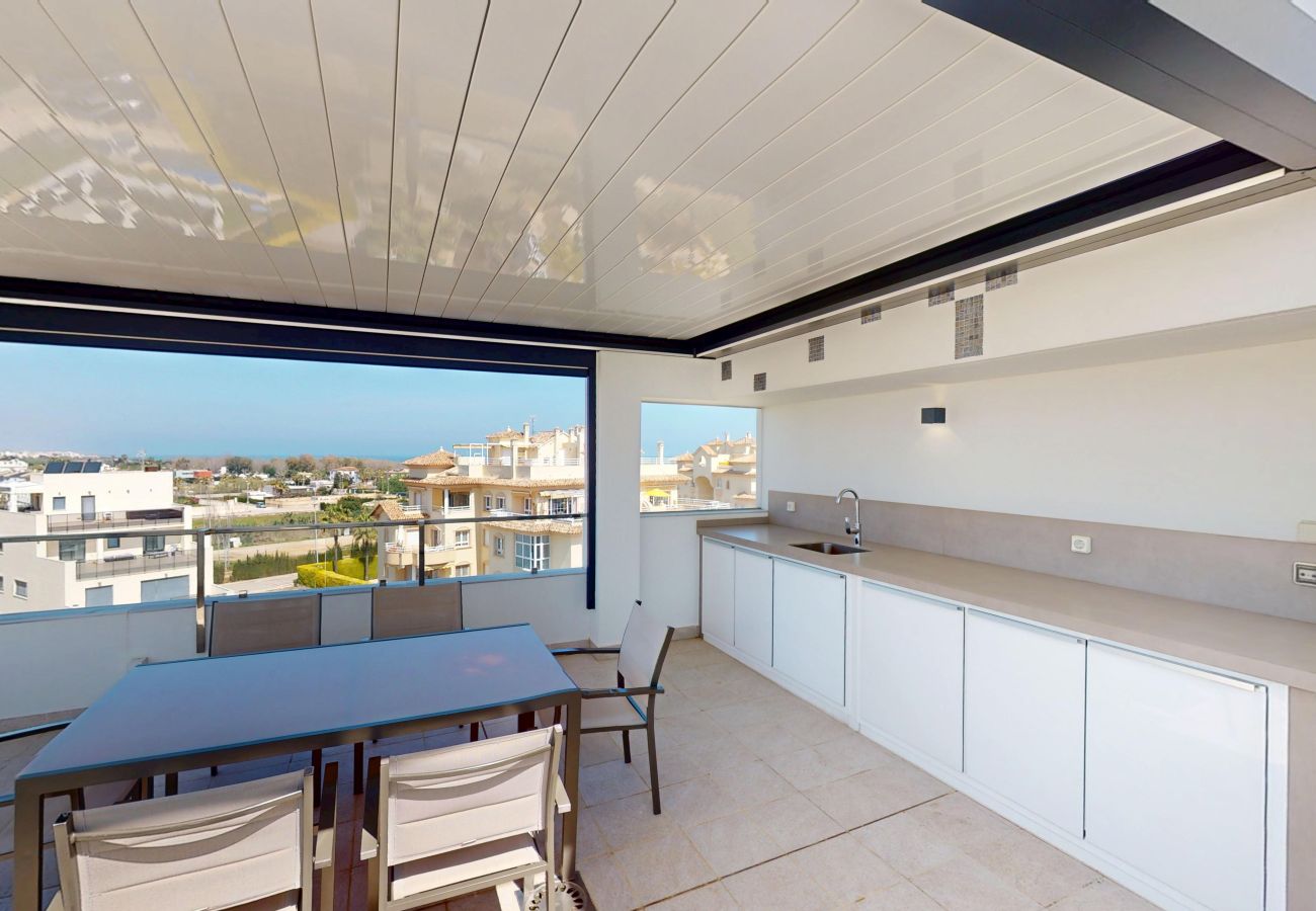 Ferienwohnung in Oliva - Golf & Sea penthouse by ON Travel