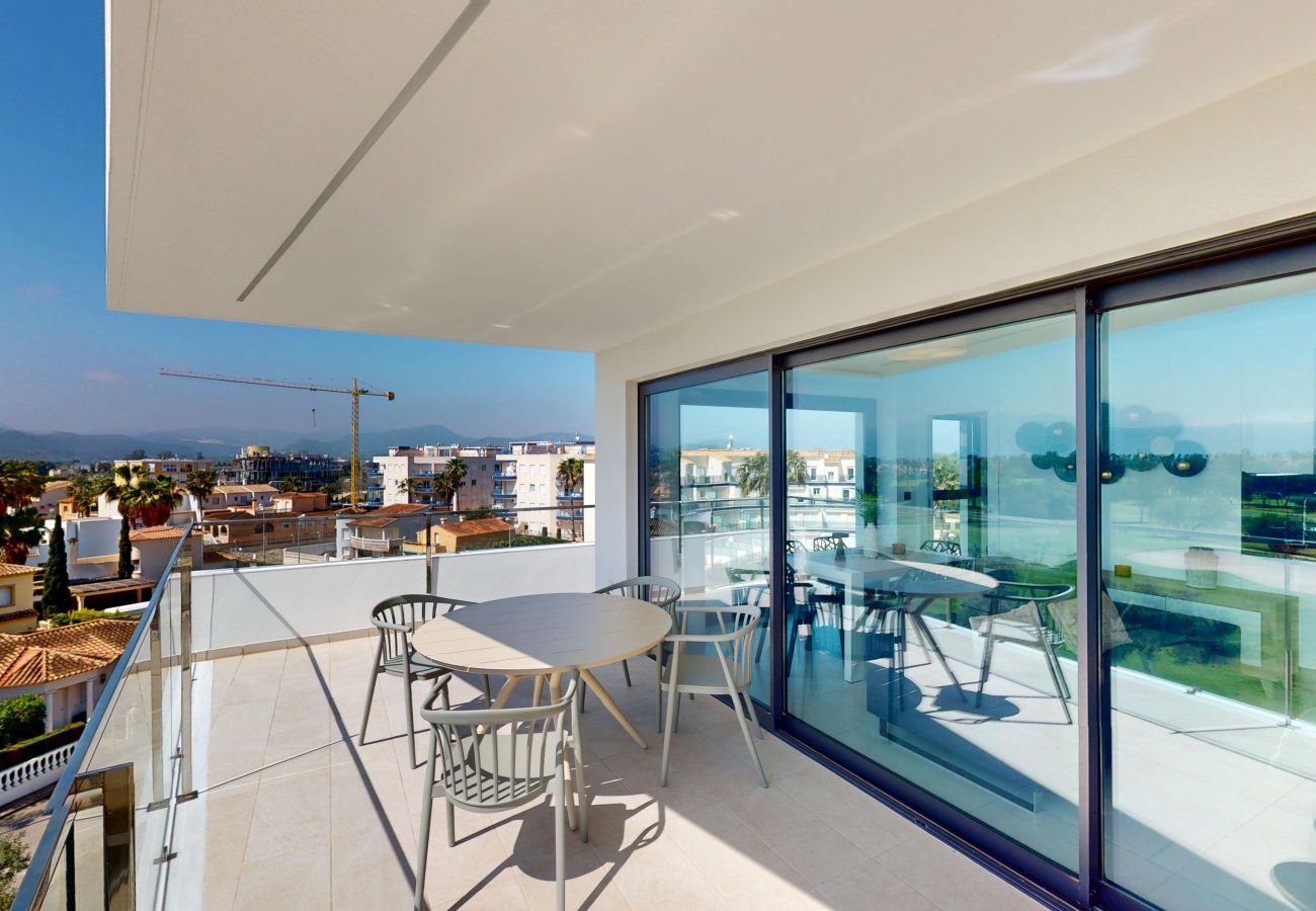 Ferienwohnung in Oliva - Golf & Sea penthouse by ON Travel