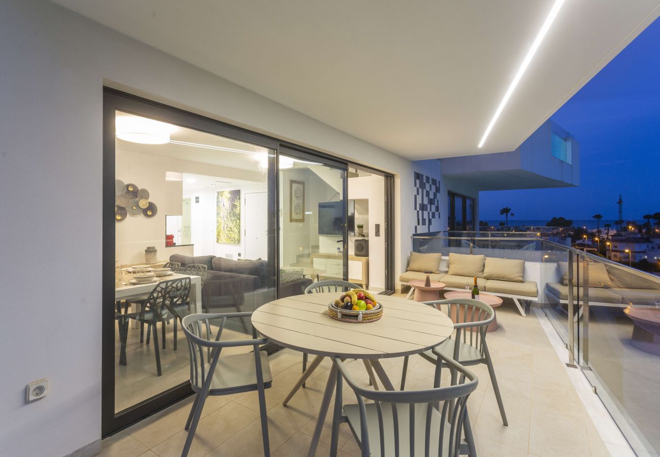 Ferienwohnung in Oliva - Golf & Sea penthouse by ON Travel
