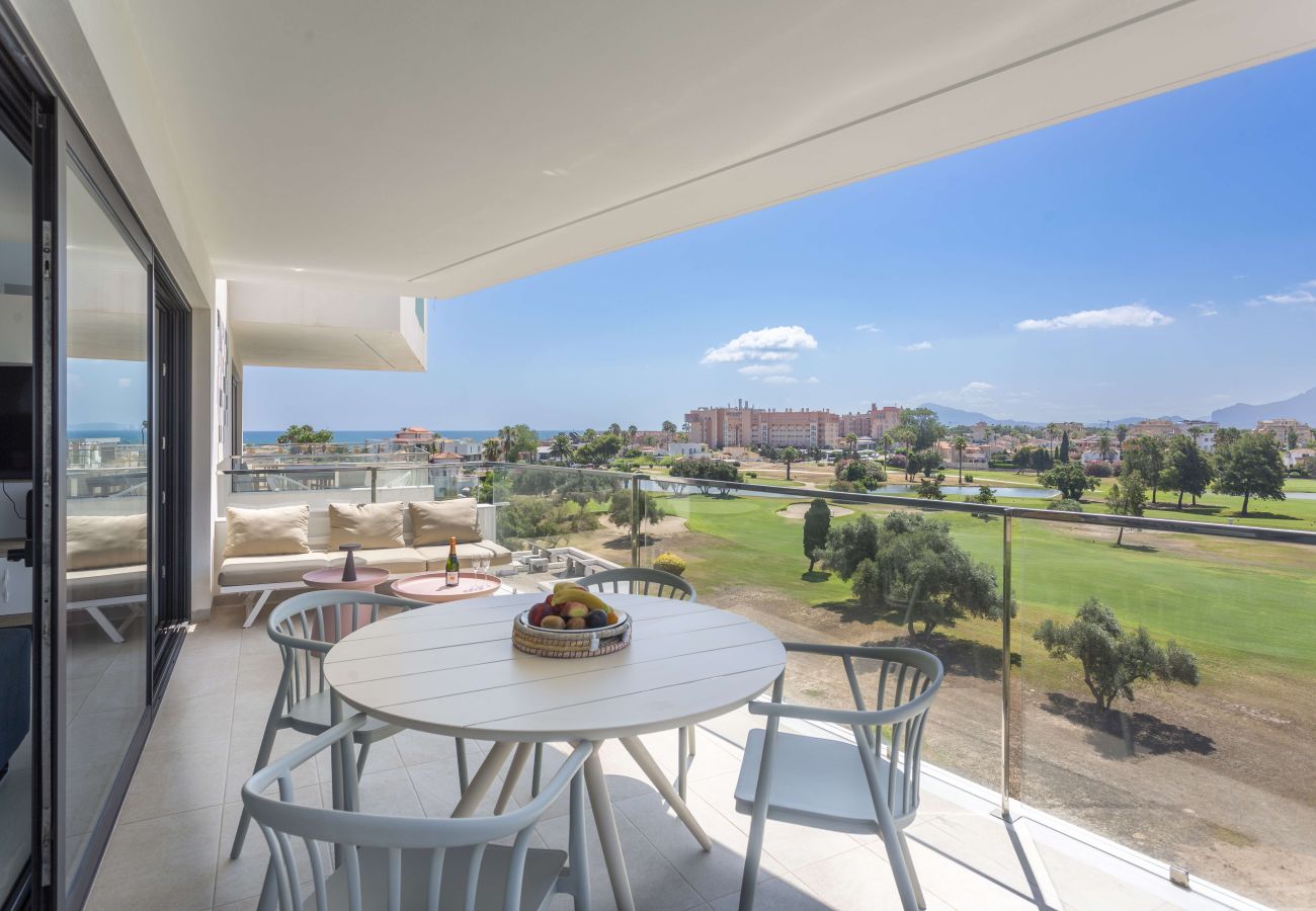 Ferienwohnung in Oliva - Golf & Sea penthouse by ON Travel