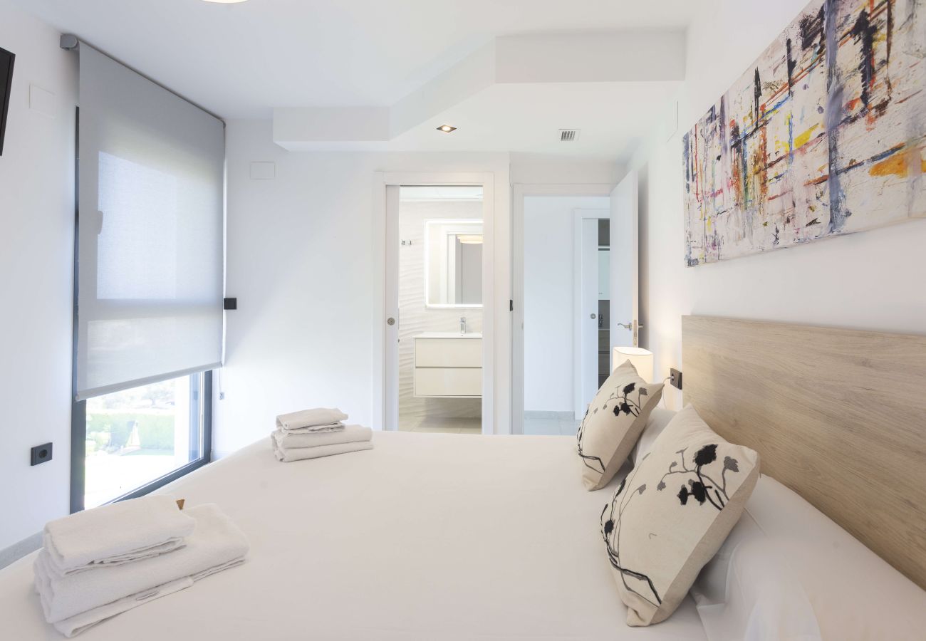 Ferienwohnung in Oliva - Golf & Sea penthouse by ON Travel