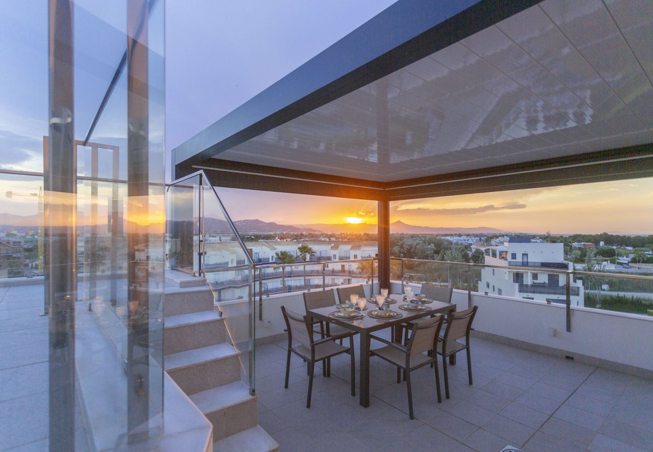 Ferienwohnung in Oliva - Golf & Sea penthouse by ON Travel