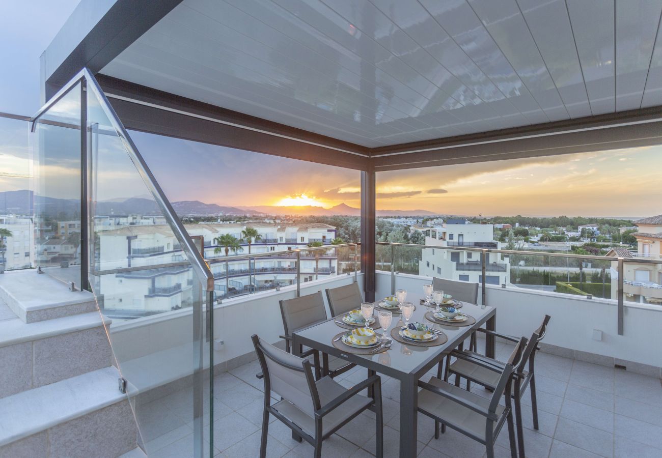 Ferienwohnung in Oliva - Golf & Sea penthouse by ON Travel