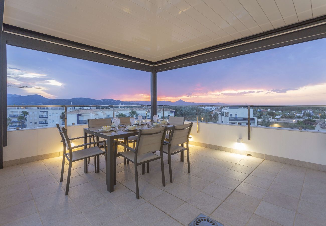 Ferienwohnung in Oliva - Golf & Sea penthouse by ON Travel