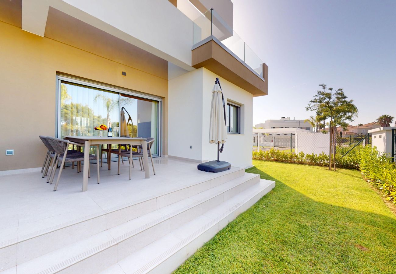 Ferienwohnung in Oliva - Aloha  by On Travel