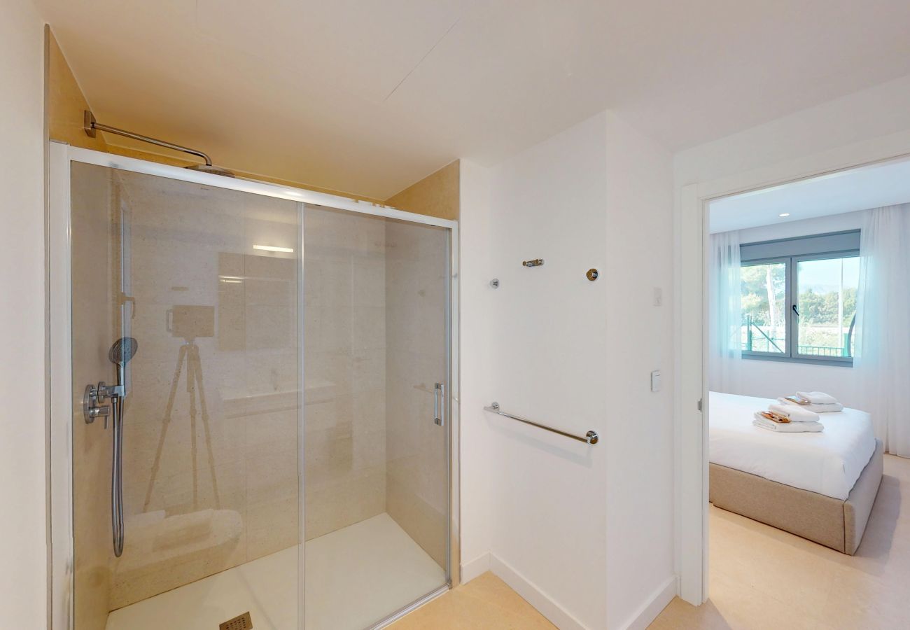 Ferienwohnung in Oliva - Radiance by On Travel