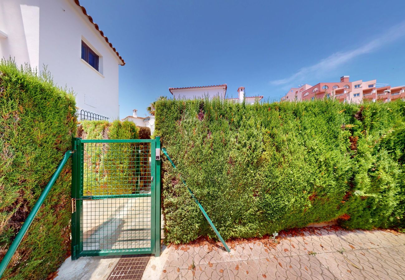 Apartment in Oliva - Iris by ON Travel