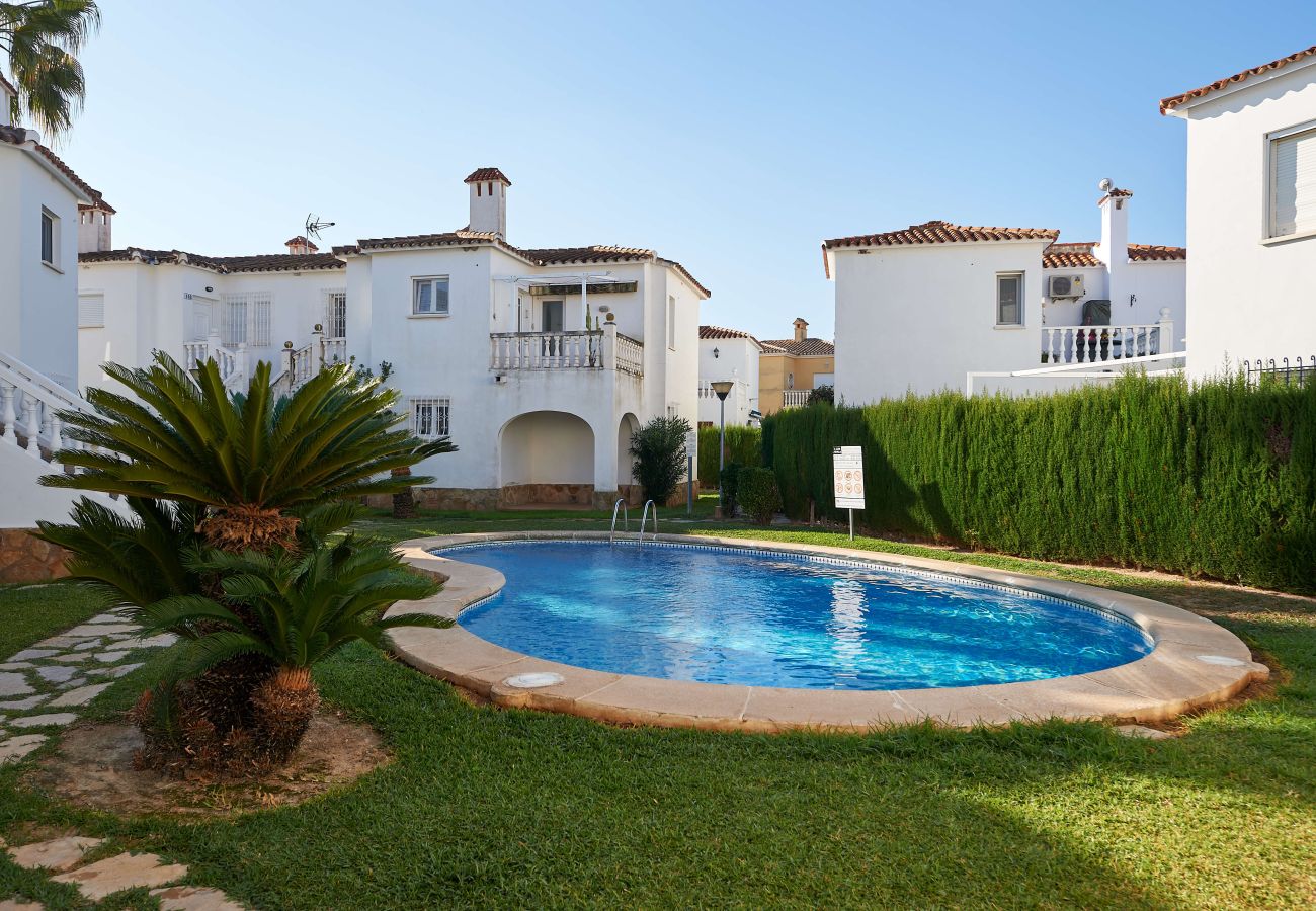 Apartment in Oliva - Peony by ON Travel