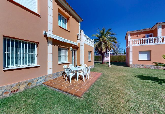 Apartment in Oliva - Amaranto by ON Travel
