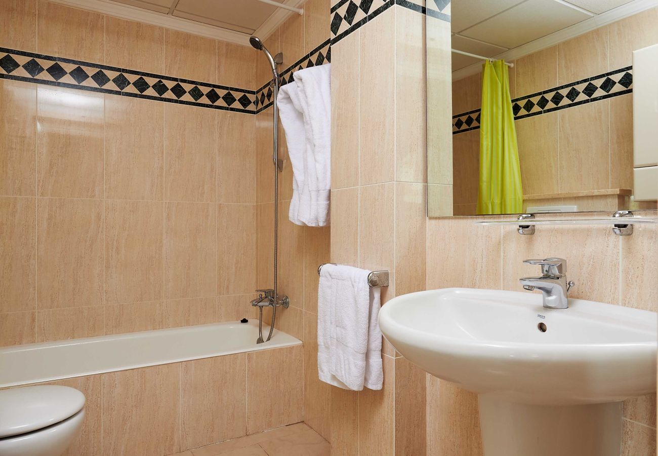Apartment in Oliva - Drive by ON Travel