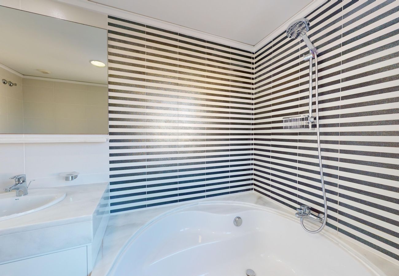 Villa in Oliva - Villa Barcelona by ON Travel