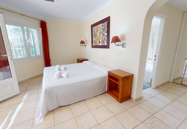 Villa in Oliva - Greenview Villa by ON Travel Villa in Oliva - Greenview Villa by ON Travel