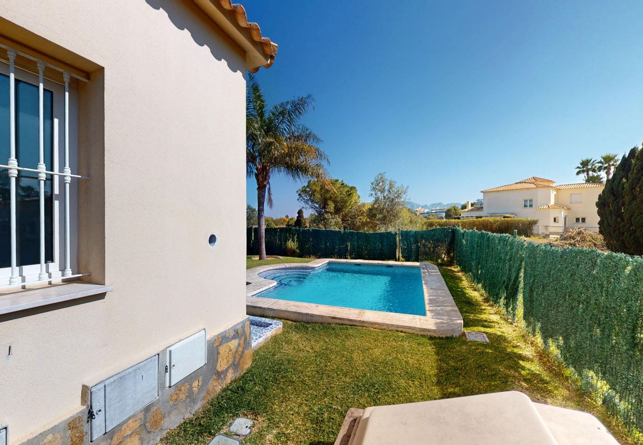 Villa in Oliva - Greenview Villa by ON Travel