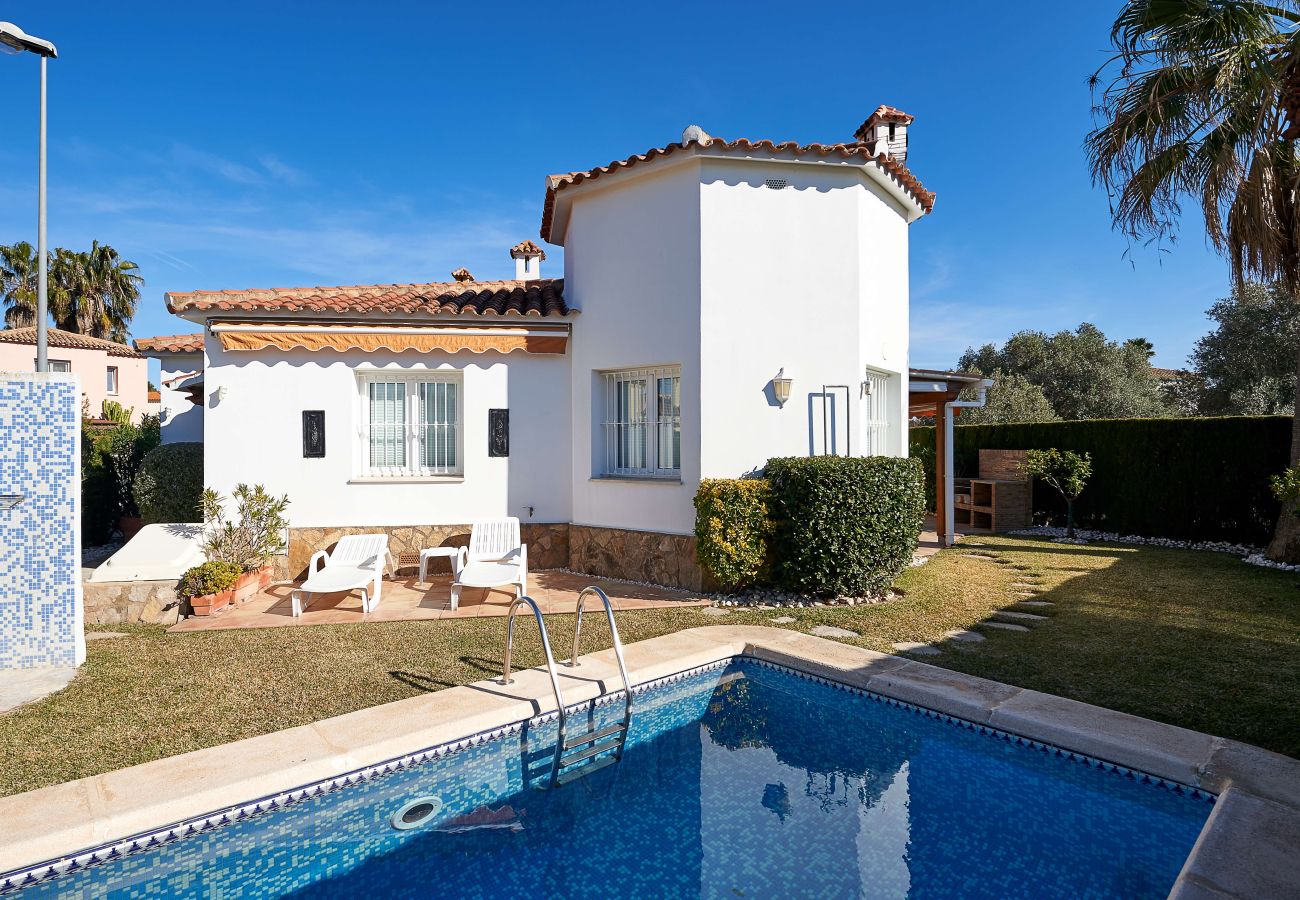 Villa in Oliva - Villa Amapola by ON Travel