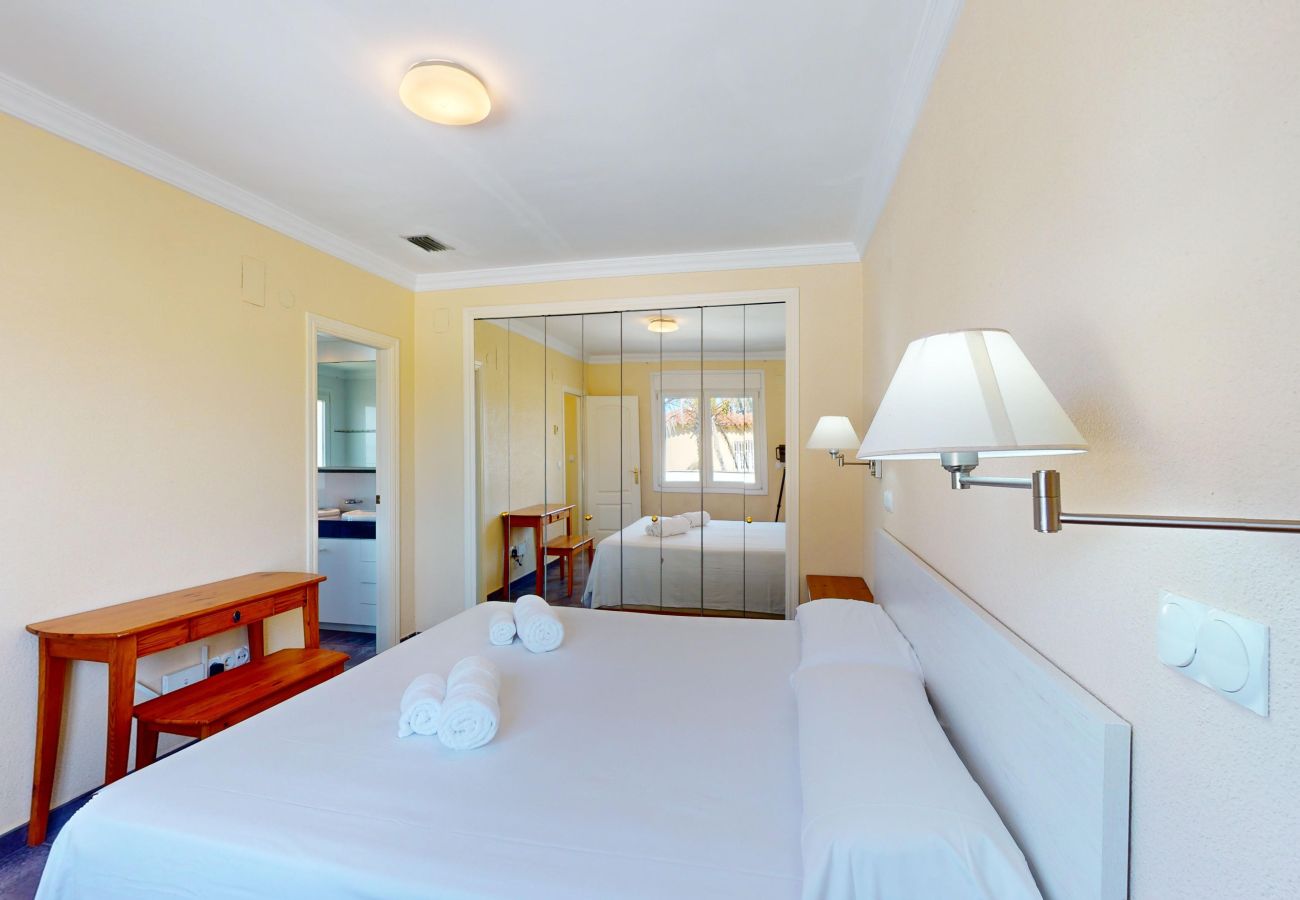 Villa in Oliva - Villa Armonia by ON Travel