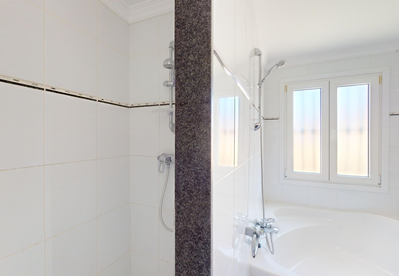 Villa in Oliva - Villa Armonia by ON Travel