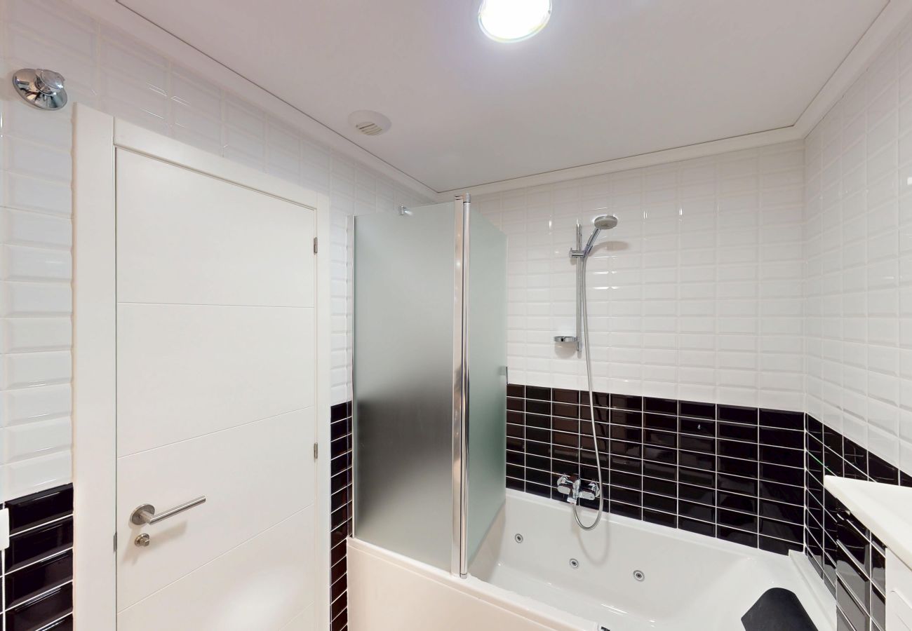 Apartment in Oliva - Mulligan by On Travel